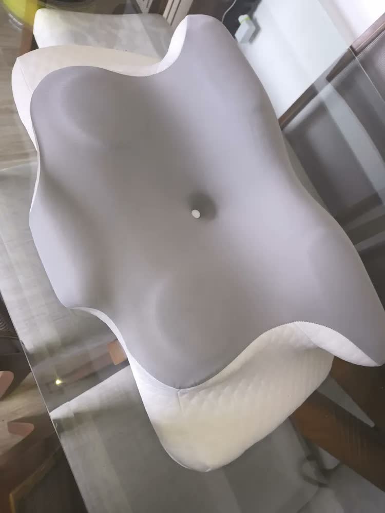 foto de Travesseiro Ortopedico E Cervical Confortavel Lado Borboleta Cinza-escuro
