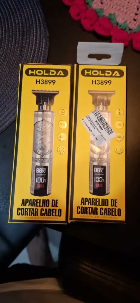foto de Máquina Barbear Profissional Com Visor Elétrica Maquininha Dragão Dourado Recarregável Para Cabelo E Barba, Acabamento Hair Trimmer Preto E Dourado 127/220v