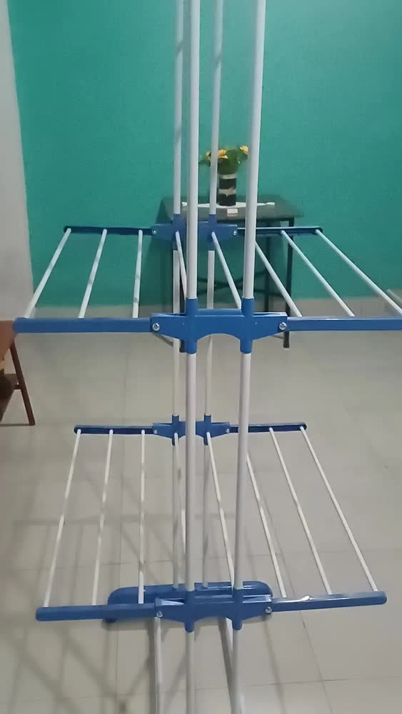 foto de Varal De Pé Grande 3 Andares Com Rodinhas Vertical Hgic Azul