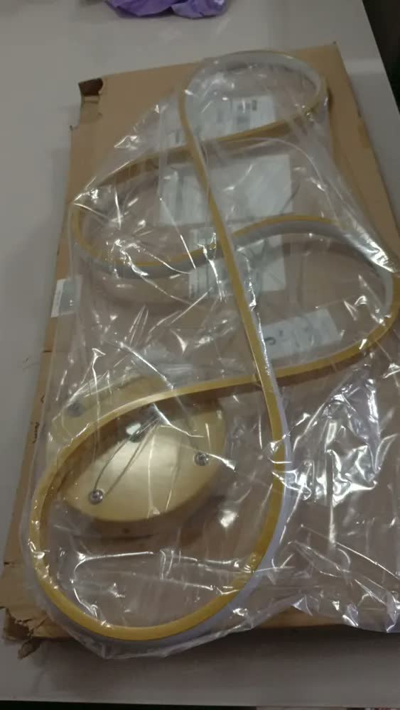 foto de VOLTIS - Luminária Pendente LED Moderna Bivolt 3 Cores de Luz em Um Brilho Regulável Ideal para Sala de Estar e Cozinha