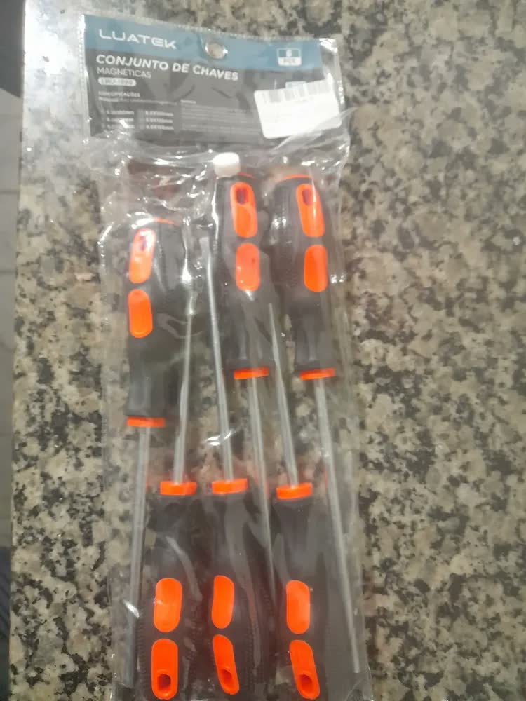 foto de KIT CHAVE DE FENDA JOGO COM 6 CHAVES PEÇAS PHILLIPS MAGNÉTICA IMANTADA COM IMÃ PARA PARAFUSO CABO EMBORRACHADO AÇO CARBONO STRONEX