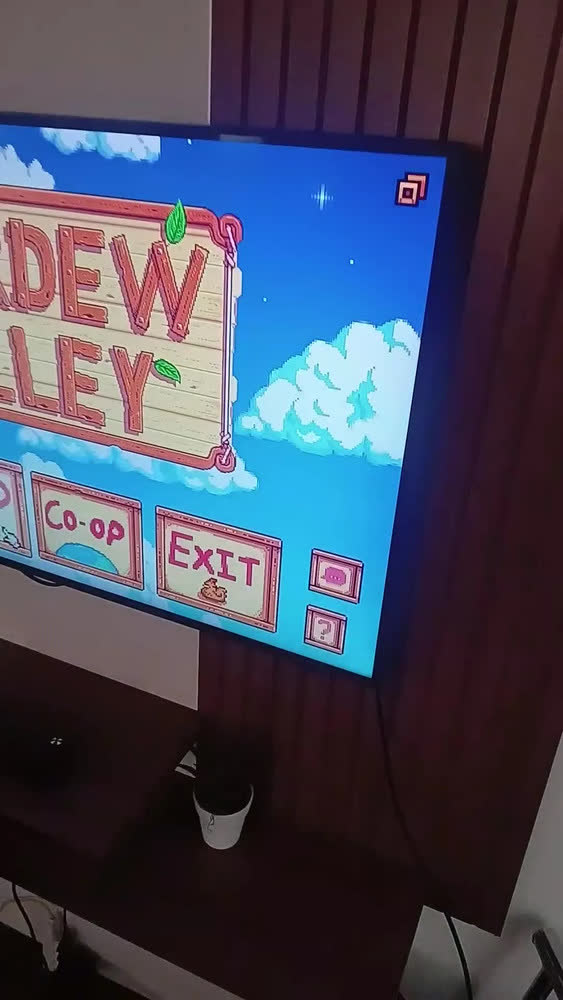foto de Painel Para TV 50 Polegadas Ripado Com Nichos Freijó Off White Trio Casa