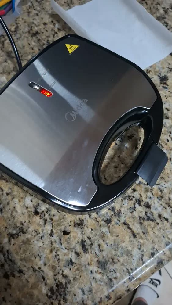 foto de Sanduicheira Inox Blackstone Midea Inox