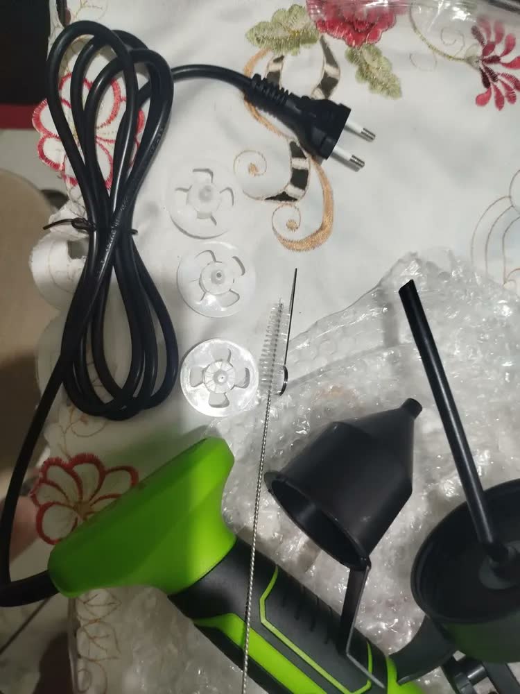 foto de Pistola de Pintura Elétrica TOHWPEF 1200W HVLP com 4 Bicos e Reservatório de 1L