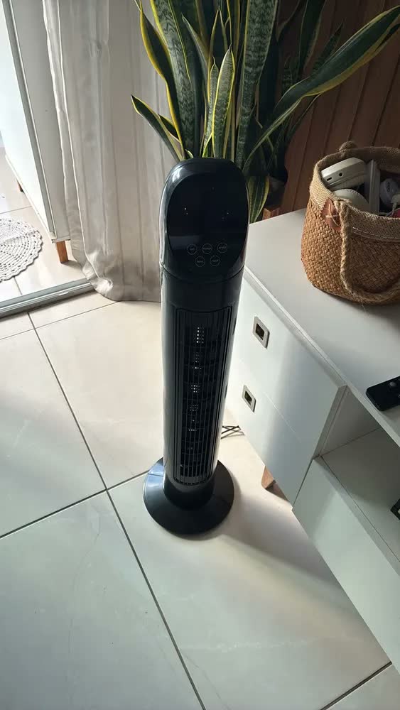foto de Ventilador De Torre Silencioso Com 3 Velocidades E Timer 9h, Ventilador De Coluna XINGWON Com Controle Remoto, Oscilação 80°, Ideal Para Quarto, Sala E Escritório, Promove A Circulação De Ar