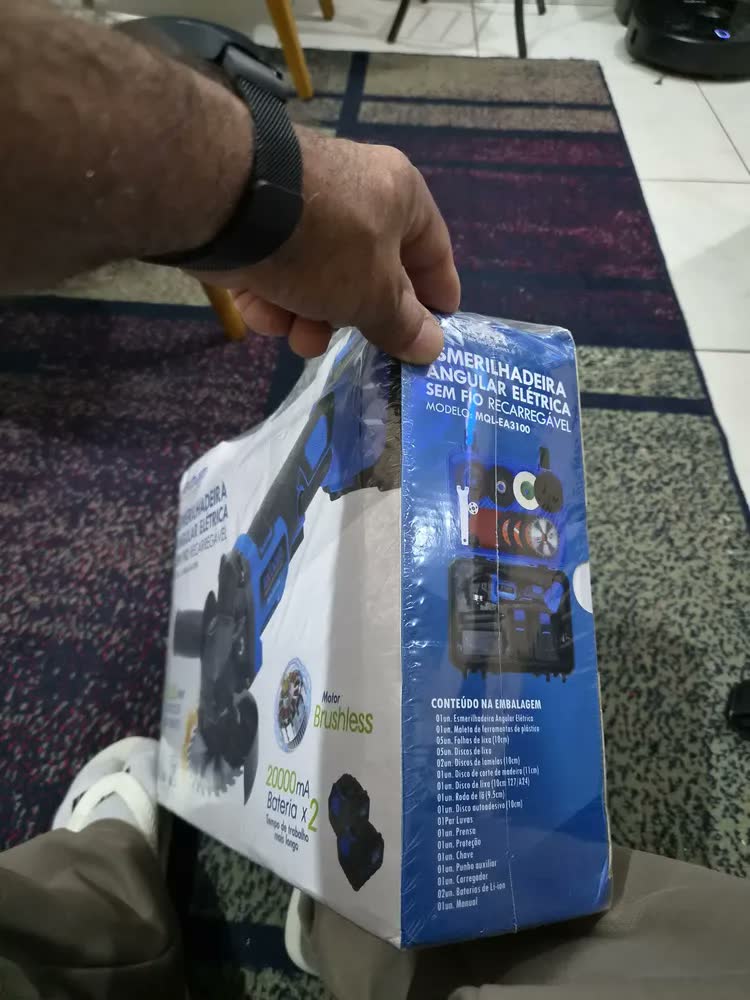 foto de Esmerilhadeira Lixadeira Politriz Elétrica Angular Sem Fio Profissional Several Importados Motor Brushless 2 Baterias 48v com Maleta 25 Acessórios