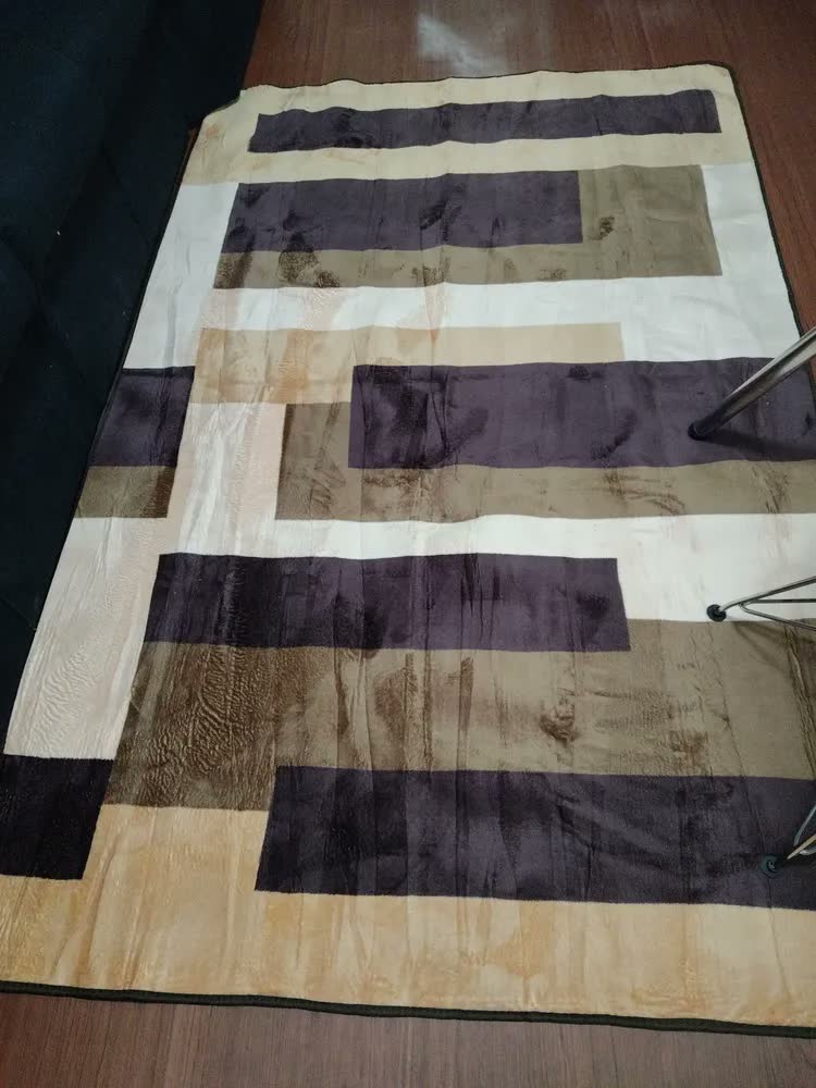 foto de Tapete 200x140 Para Sala E Quarto Aveludado 2 M 1.4 M Bordo Circulos