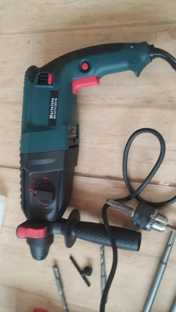 foto de Martelete Perfurador Rompedor Profissional 26mm 1300w Sds Frequência 60 Perfurador Demolidor 3 em 1 Potente para Concreto Parede Obra com Maleta e Acessórios 110v Cor Azul Marca Horiz