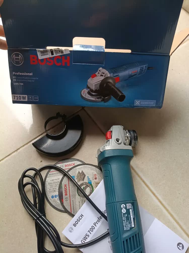 foto de Bosch Professional GWS 700 c/ 3 Discos Corrente elétrica - Azul-turquesa