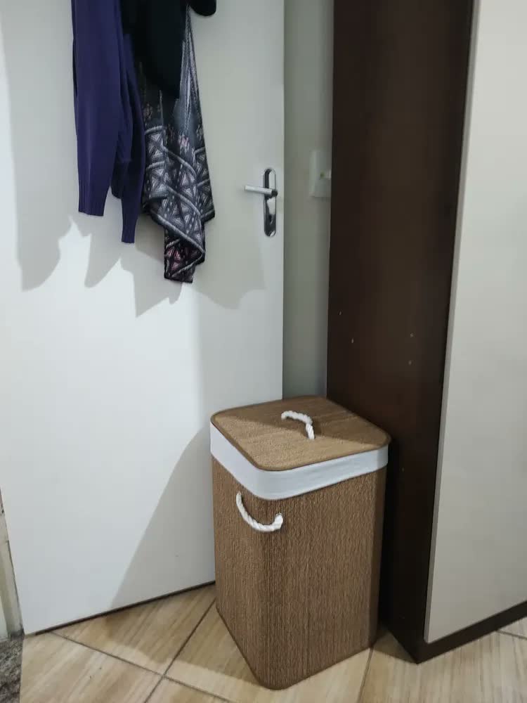 foto de Cesto de Bambu Dobrável 75L Organizador Banheiro Quarto Roupa Suja Com Alça Grande Com Forro De Linho Pítia