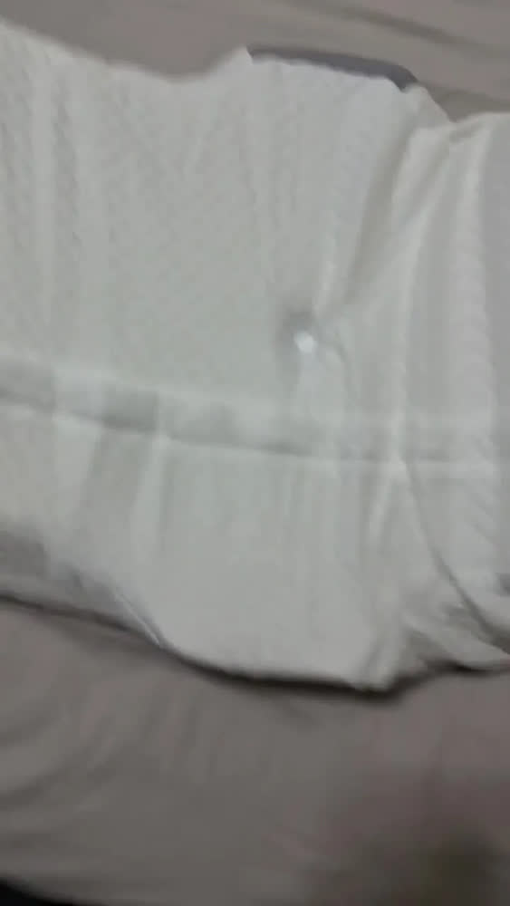 foto de Travesseiro Cervical Jinqsing De Espuma Viscoelástica Com Capa Removível Para Alívio Da Dor