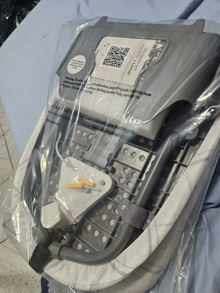 foto de LUMAI Tábua de Passar Roupa Ferro de Mesa Portatil - Passadeira Oxford Dobrável e Compacta - Suporte para Guardar o Ferro Junto - Gancho para Pendurar Parede - Tecido Antichamas