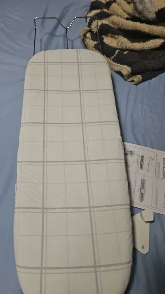 foto de LUMAI Tábua de Passar Roupa Ferro de Mesa Portatil - Passadeira Oxford Dobrável e Compacta - Suporte para Guardar o Ferro Junto - Gancho para Pendurar Parede - Tecido Antichamas