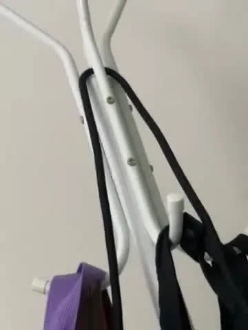 foto de Cabideiro de Chão Mancebo 12 Ganchos Arara Organizadora para Roupas Bolsas Casacos Chapéus Estrutura Metálica 170cm Reforçado
