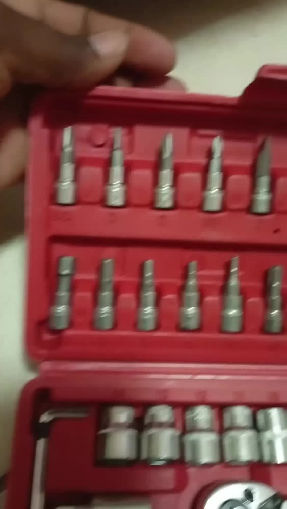 foto de Kit Ferramentas 46 Peças Jogo Chaves Catraca Soquetes Allen Torx Fenda Phillips Maleta Completa Manual Mecânico Manutenção Casa Carro Oficina Profissional ajustes e reparos diversos montagens Quicko