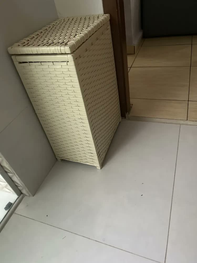 foto de Cesto De Roupa Suja Fibra Sintética Tipo Vime Junco 40x25x60